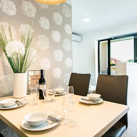 Apartmaji Banonia 